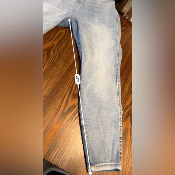 Forever 21 premium jeans light blue‎ Wash mom size 16 - Picture 13 of 15